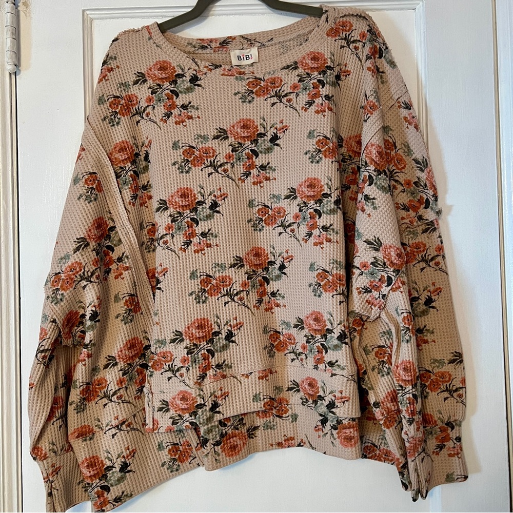BiBi Oversized Floral Waffle Knit Top - Picture 4 of 9